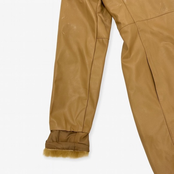 Paparazzi Women’s Camel Faux Leather Coat with Faux Fur Collar & Cuffs – Size M - Picture 2 of 4